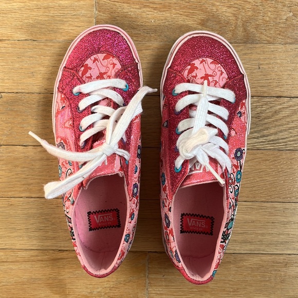 Sparkly Girls lace up Vans - Picture 3 of 7